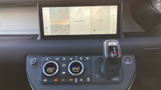 Land Rover Defender 3.0 D250 X-Dynamic SE 110 5dr Auto Diesel Estate